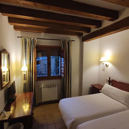 Hostal Posada La Panadera Сепульведа Экстерьер фото