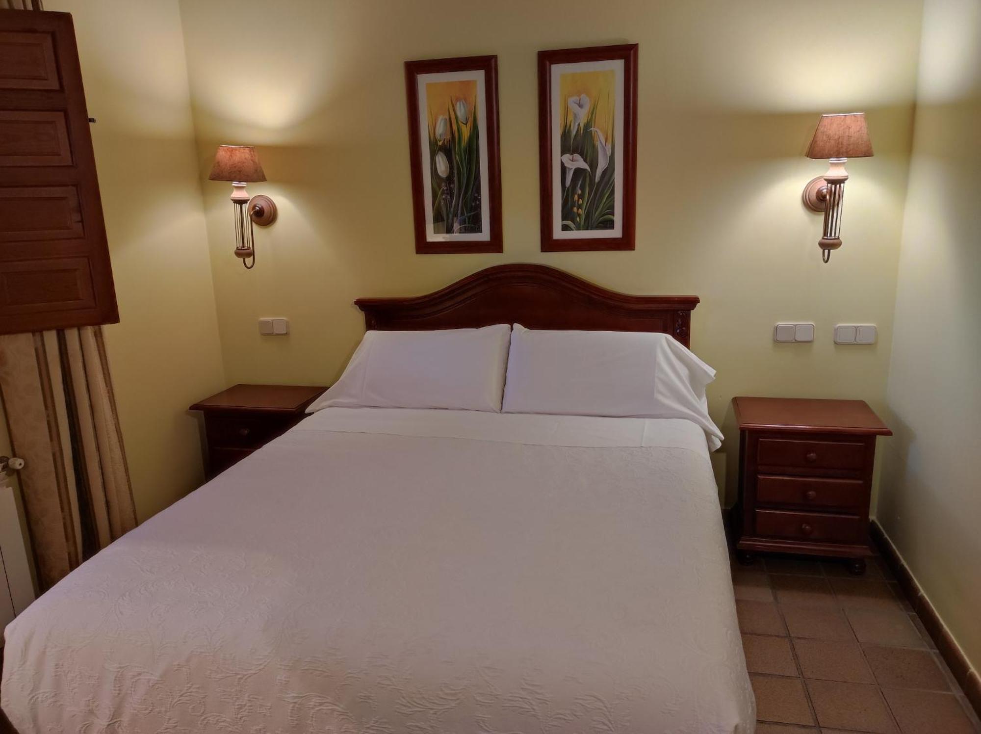Hostal Posada La Panadera Сепульведа Экстерьер фото