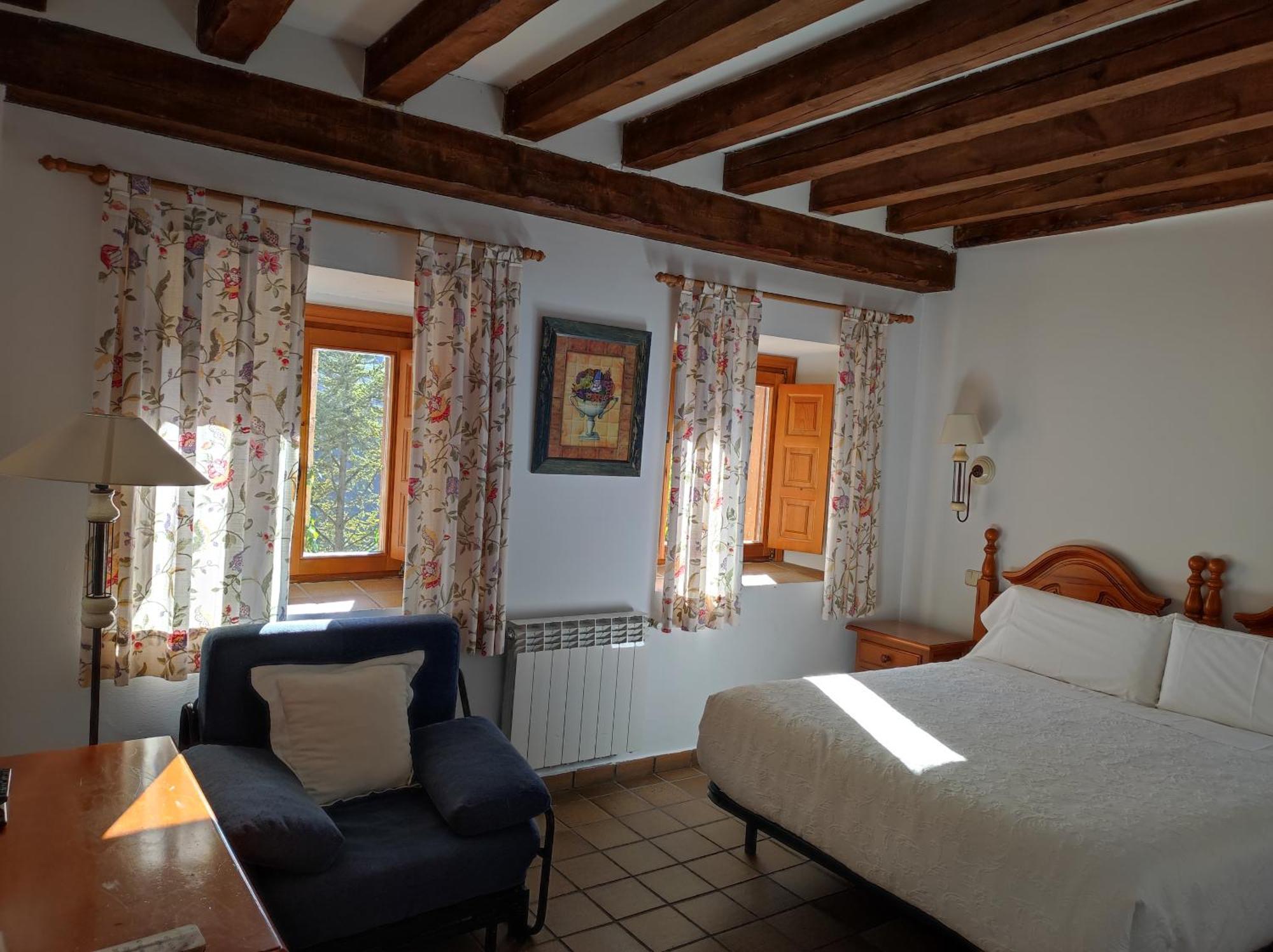 Hostal Posada La Panadera Сепульведа Экстерьер фото