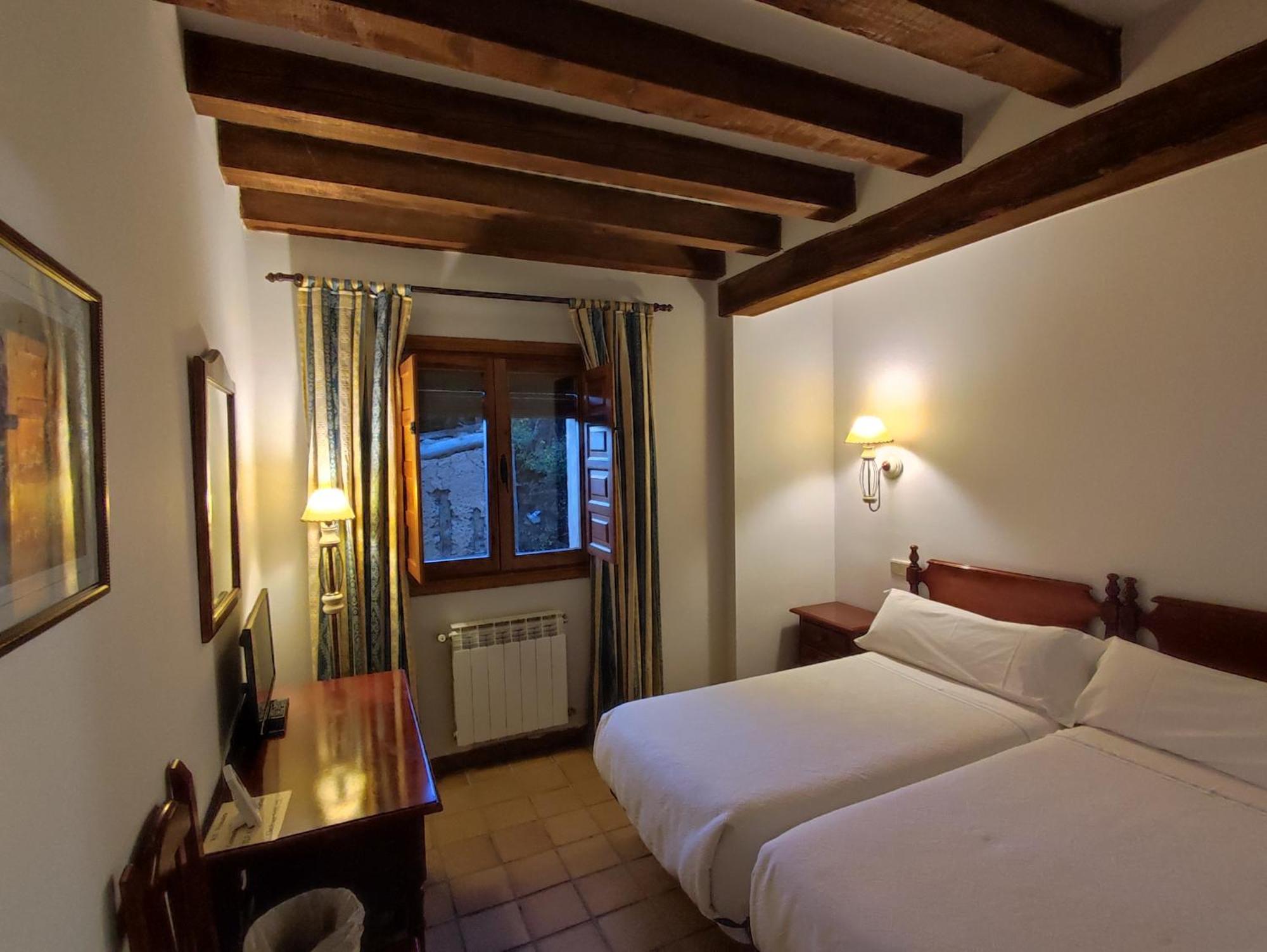 Hostal Posada La Panadera Сепульведа Экстерьер фото
